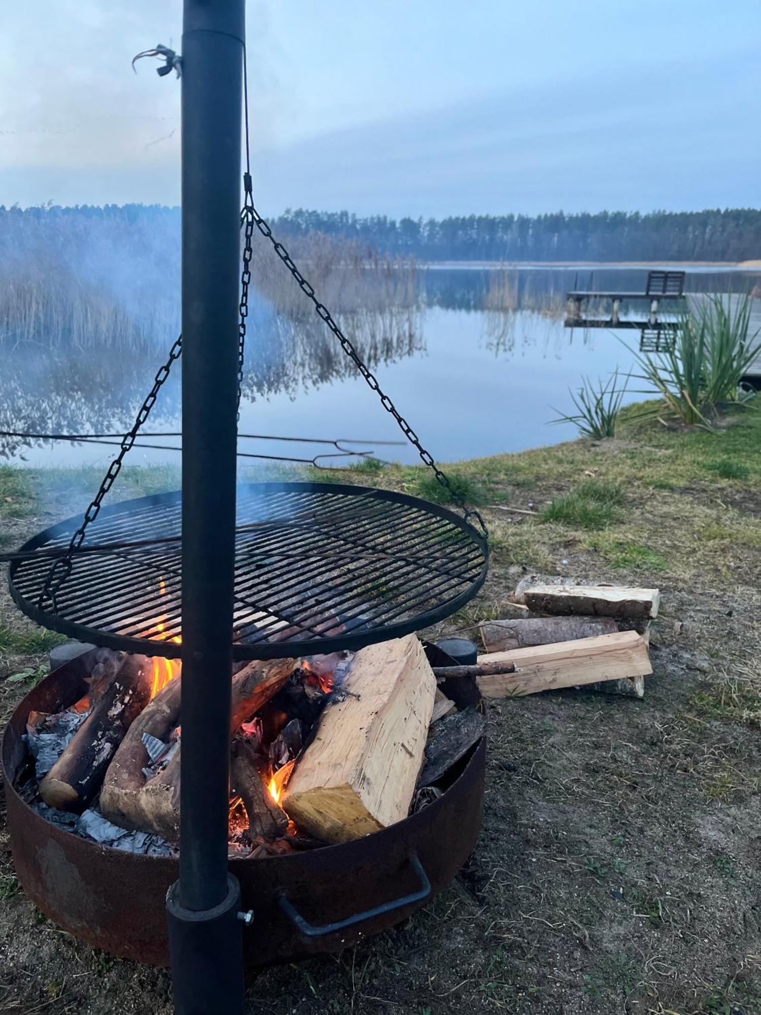 Apartament Numer 1, Dwie Sypialnie Dwa Lozka Orzysz Bagian luar foto